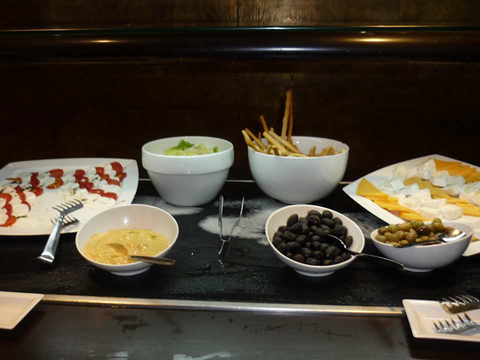 16.00 Snack The Orangers Beach Resort and Bungalows