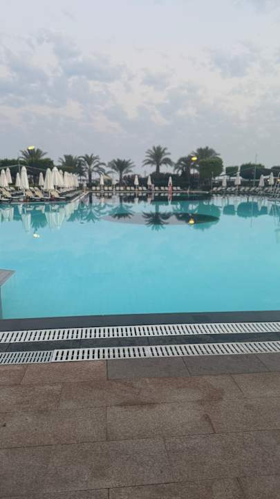 Pool Limak Lara Deluxe Hotel & Resort