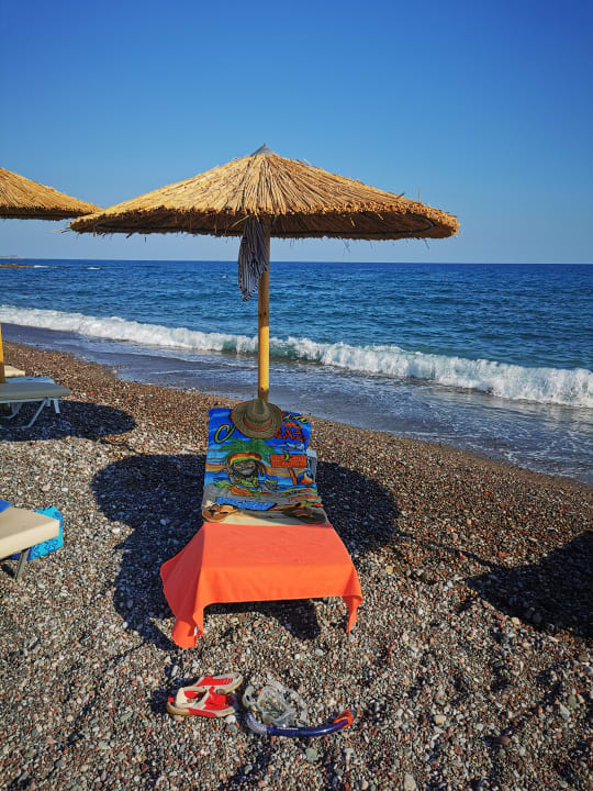 Strand Ekaterini Hotel