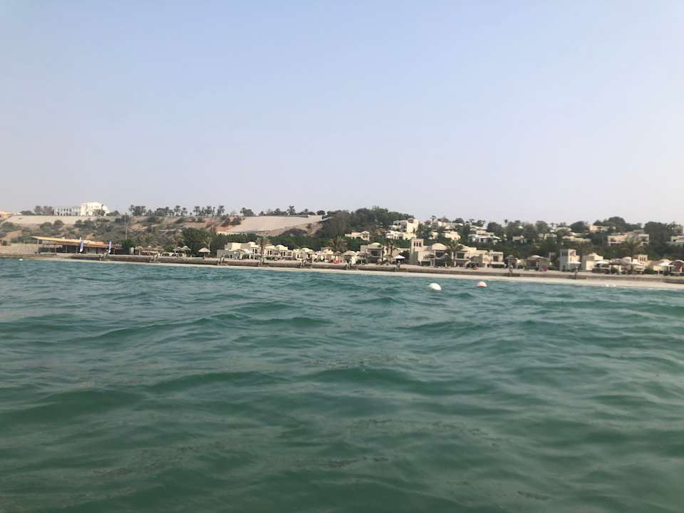 Strand The Cove Rotana Resort