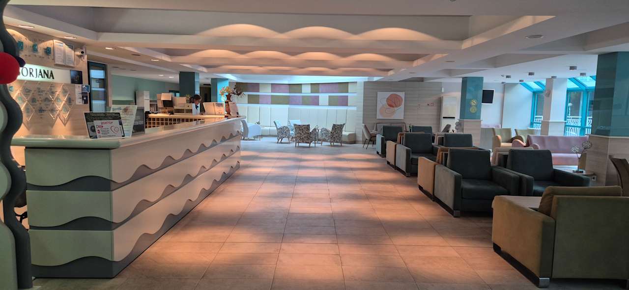 Lobby Hotel Borjana