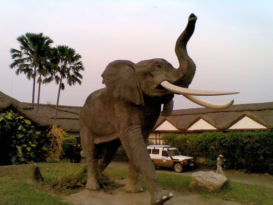 Gartenanlage Mweya Safari Lodge