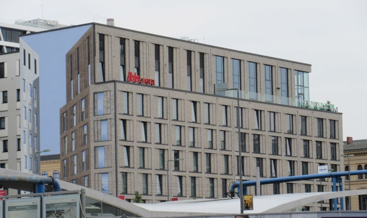 Außenansicht ibis Berlin Hauptbahnhof