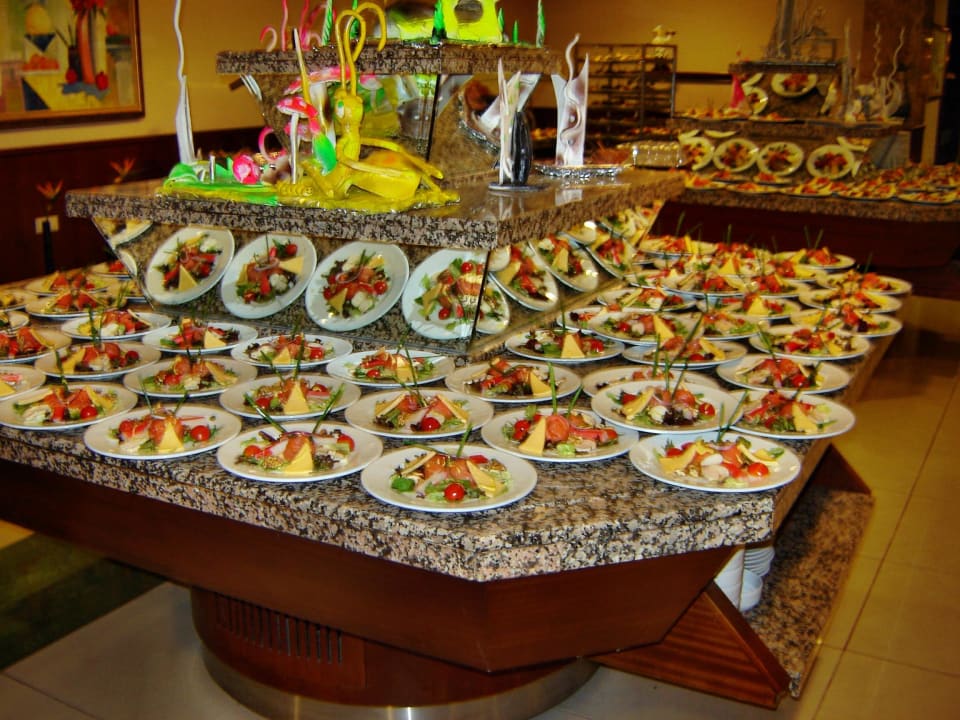 Liebevoll aufgebautes Büffet Trendy Aspendos Beach Hotel