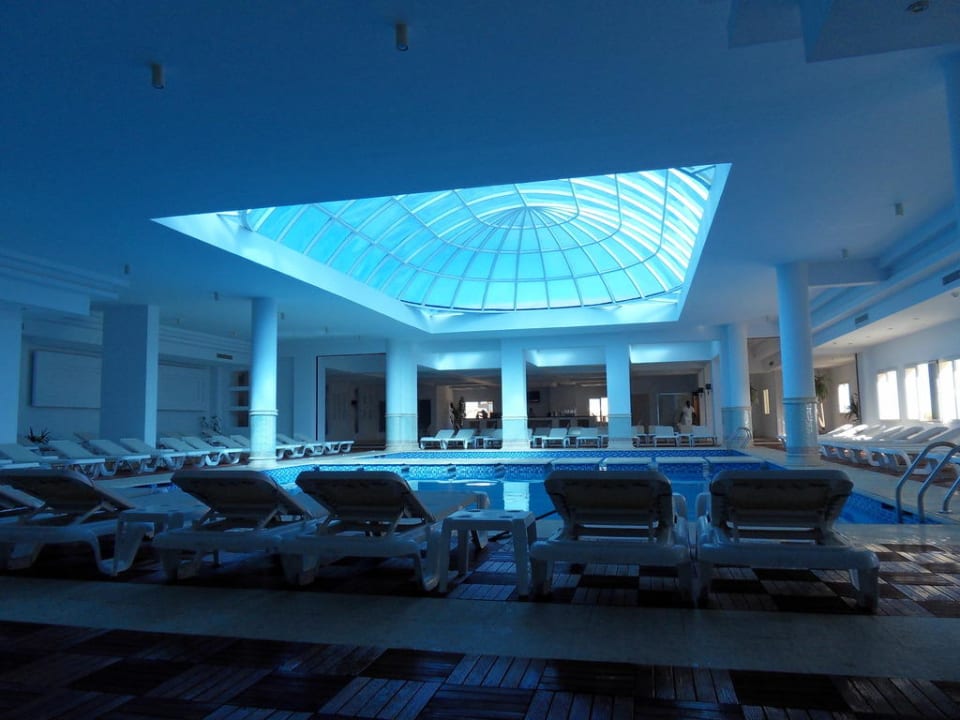 Skypool Premier Le Reve Hotel & Spa