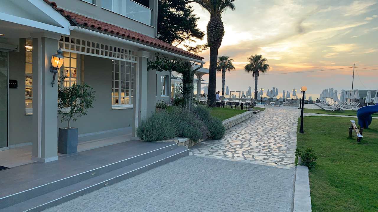 Gartenanlage Vissalo by Acharavi Beach