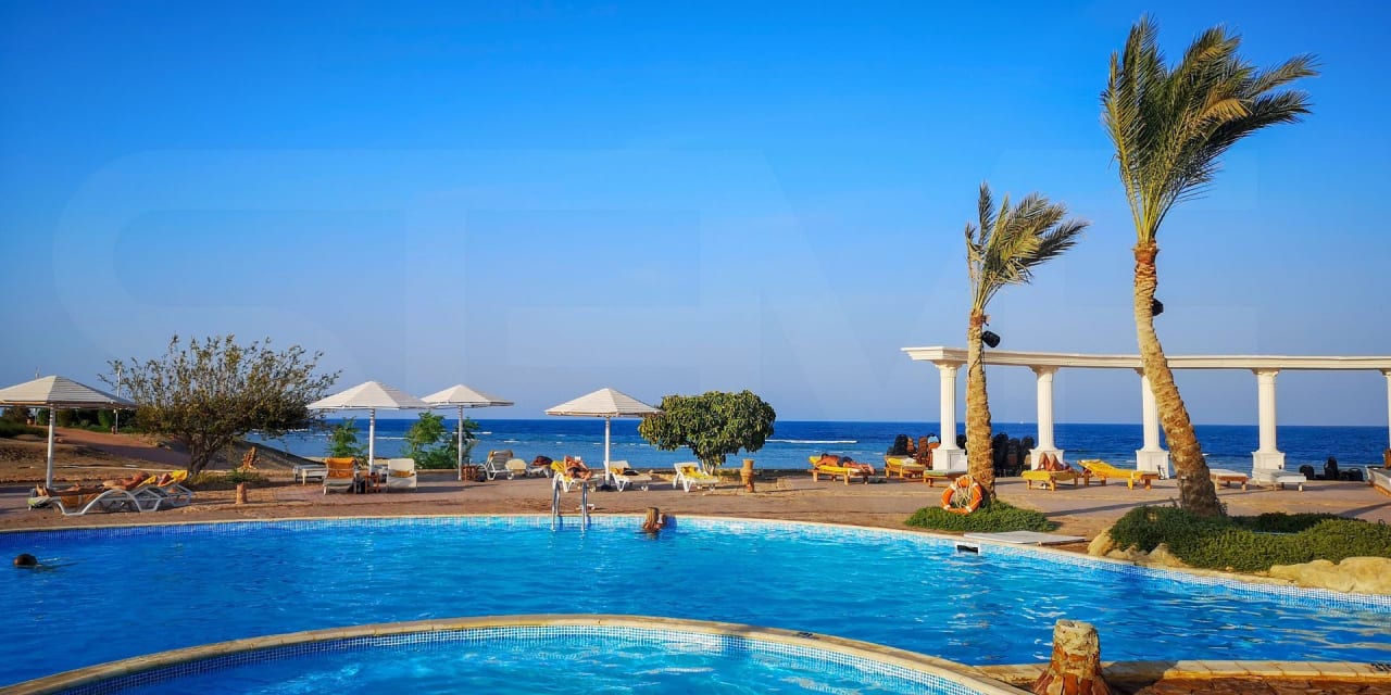 Pool Three Corners Equinox Beach Resort