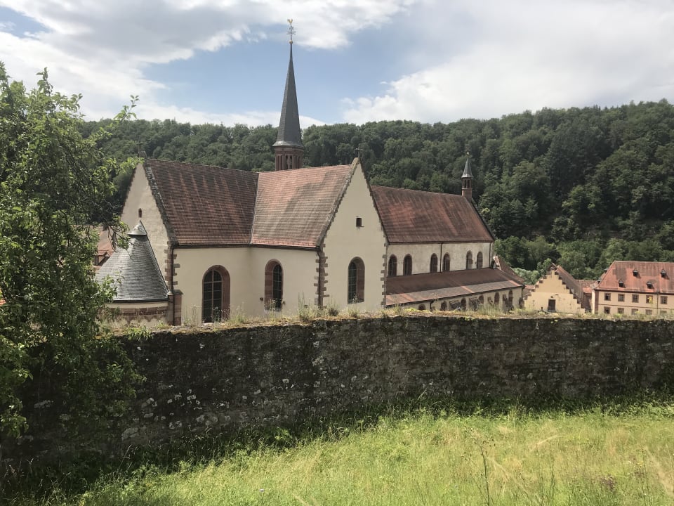 Außenansicht Hotel Kloster Bronnbach