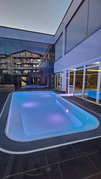 Pool Hotel Holzapfel
