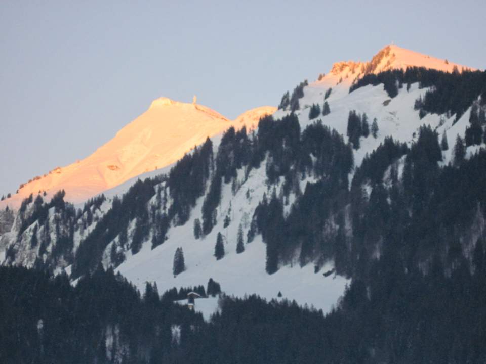 Berg in Flammen Pension & Ferienwohnung Solaria