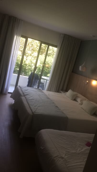 Zimmer HSM Regana - Adults Only