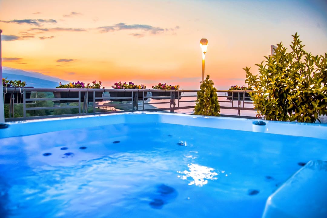 Pool Panorama Suites & Spa