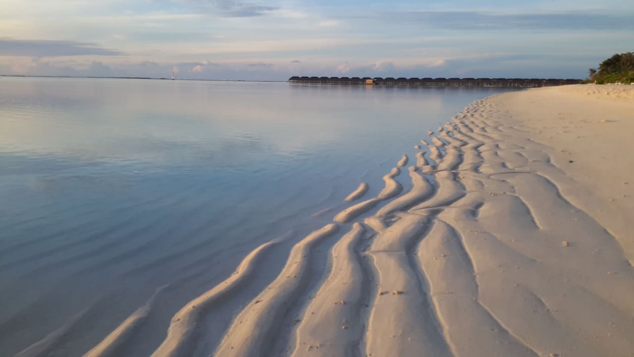 Strand Meeru Maldives Resort Island