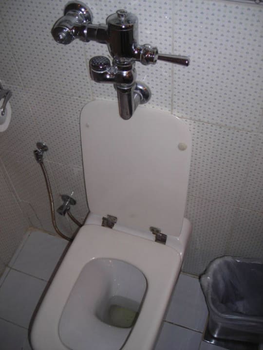 WC alt Ghazala Gardens