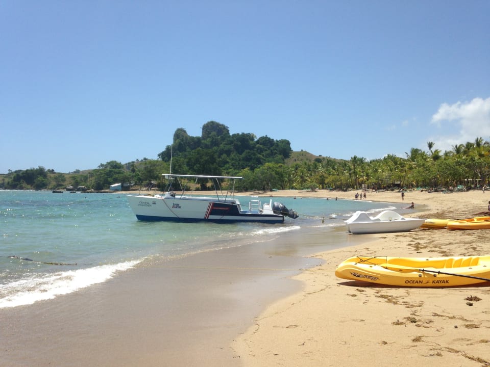 Strand Playabachata Hotel