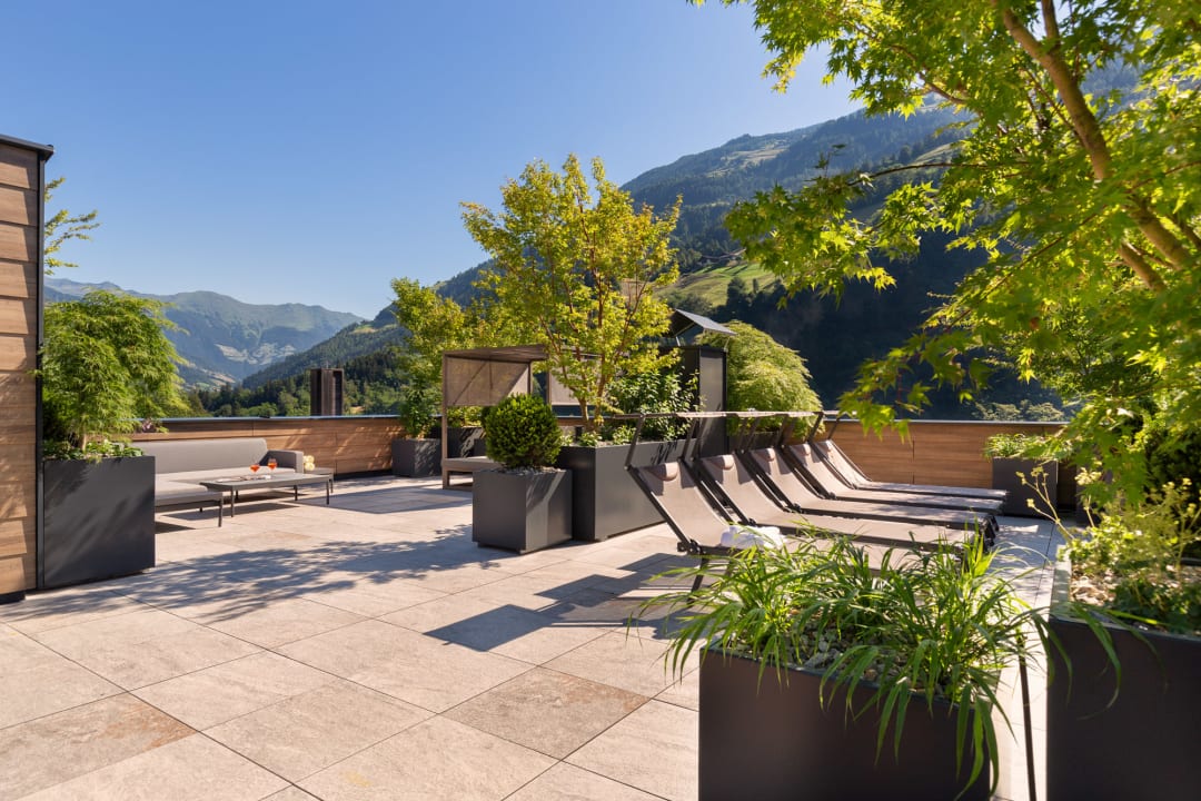 Gartenanlage Hotel Pension Sonnegg