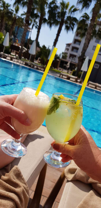 Pool Hotel Royal Garden Beach