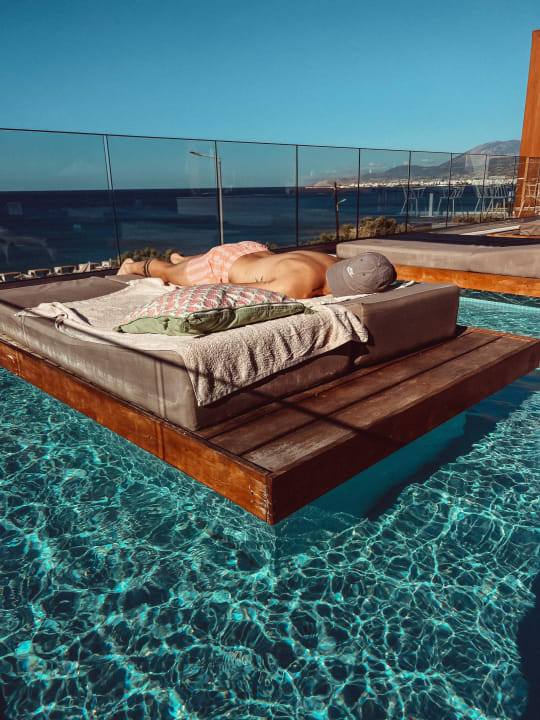 Pool Enorme Santanna Beach
