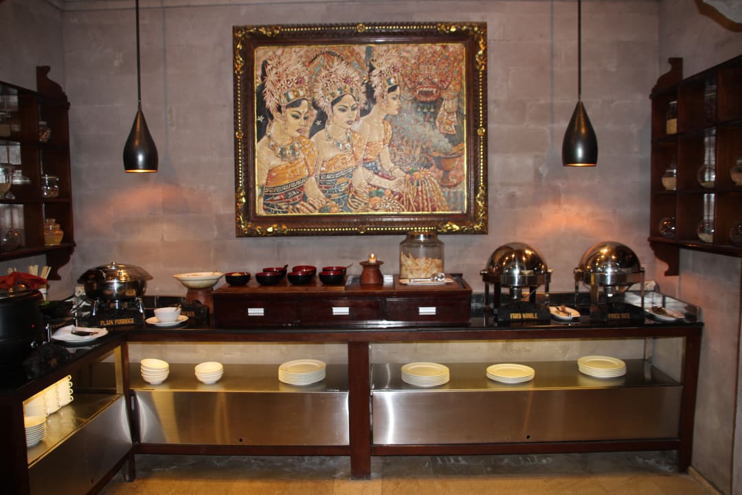 Restaurant Hotel The Royal Pita Maha