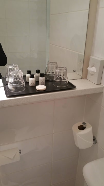 Bad Leonardo Inn Glasgow West End