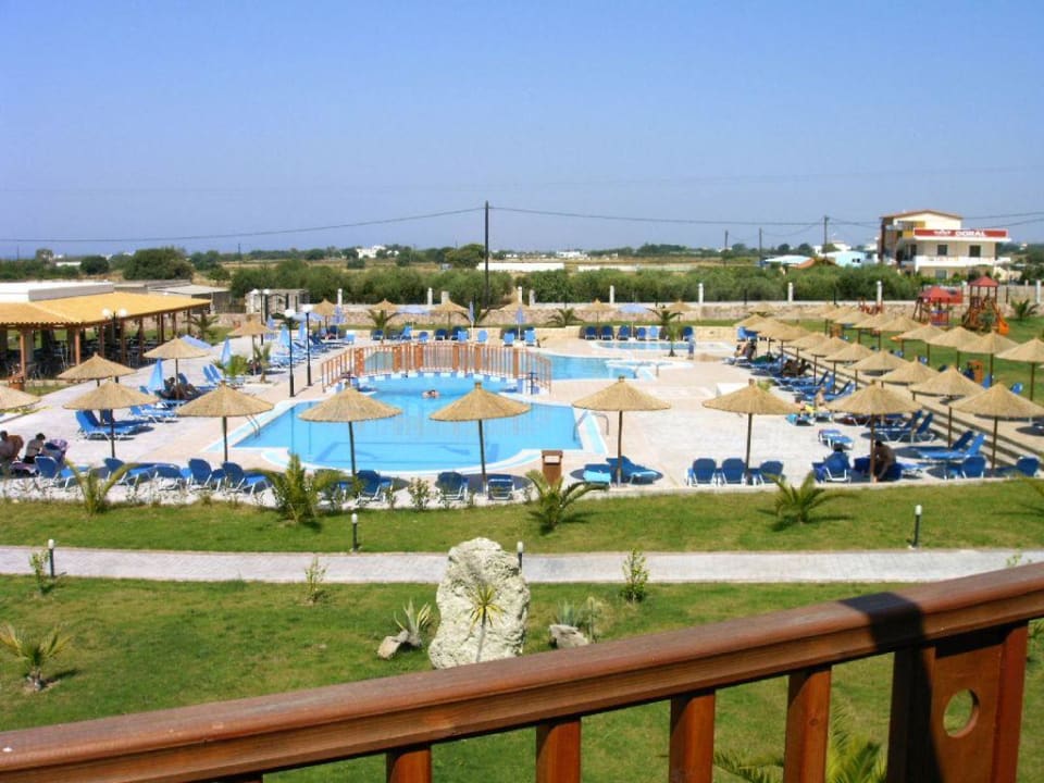 Pool... Corali Hotel