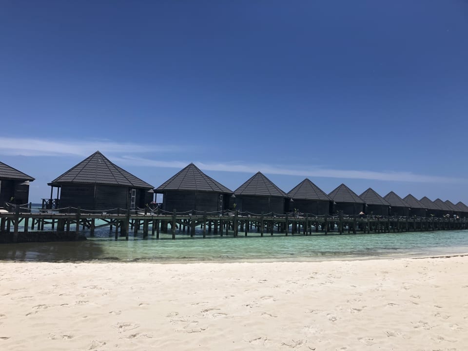 Strand Kuredu Island Resort & Spa