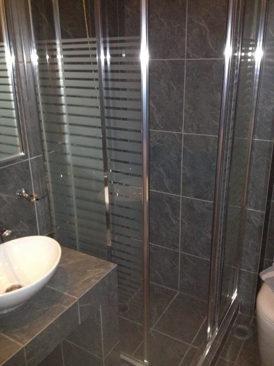 Душ Hotel Athens Lotus