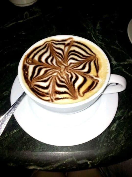 Cappuccino - lecker! Pickalbatros Alf Leila Wa Leila Resort - Neverland Hurghada