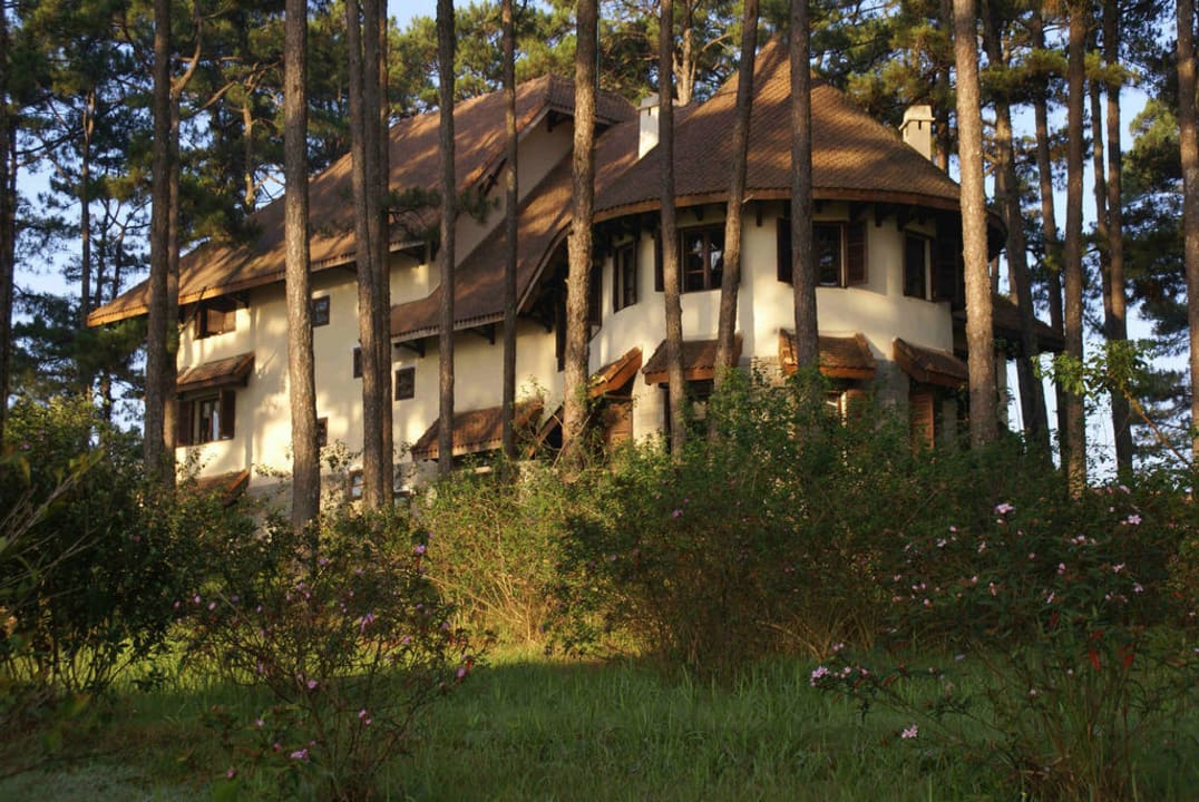 Aussenansicht  Hotel Ana Mandara Villas Dalat