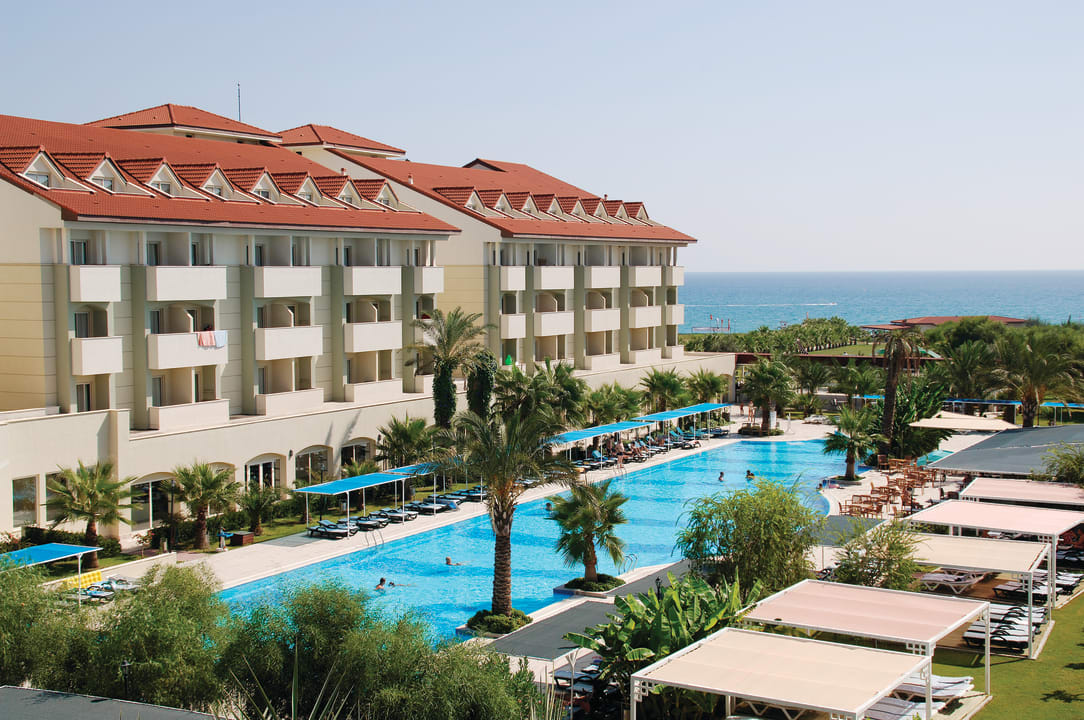Außenansicht Hotel Süral Resort