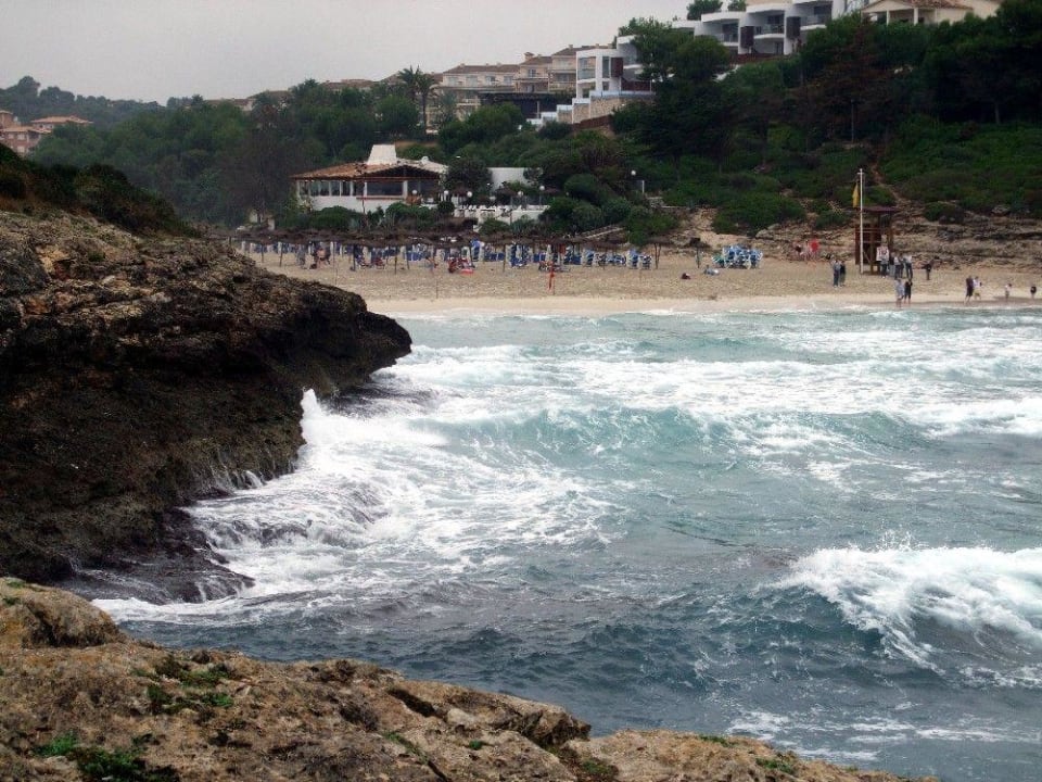 Strand von Cala Mandia blau punta reina