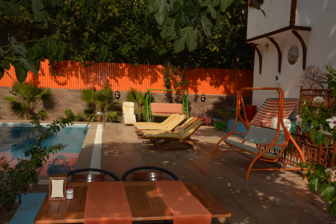 Pool Kaliptus Hotel