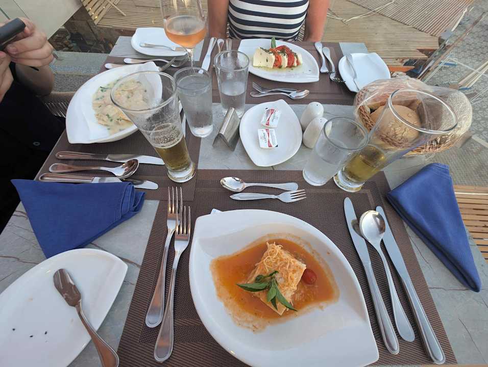 Gastro Diamond Beach by Pearl Resort