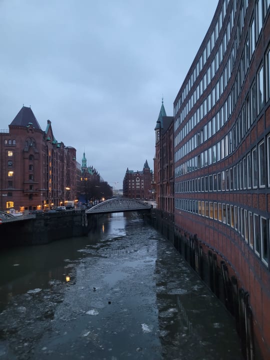 Außenansicht AMERON Hamburg Hotel Speicherstadt