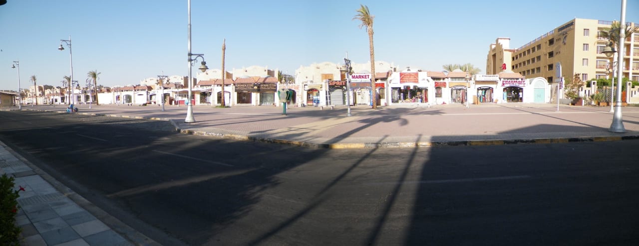 Gegenüber des Hotels Continental Hotel Hurghada
