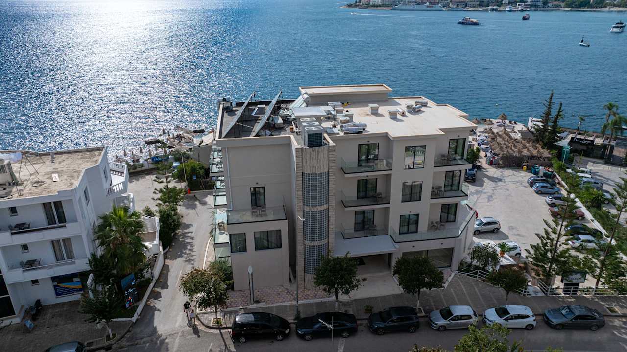 Außenansicht Grand Hotel Saranda