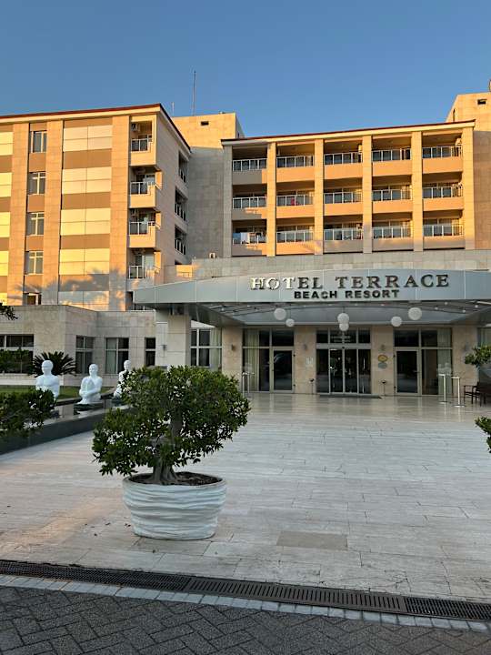 Außenansicht Hotel Terrace Beach Resort