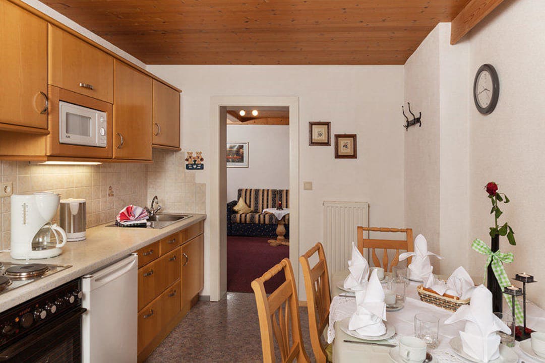 Küche und Essbereich Gehrnspitz Hotel Der Schlösslhof