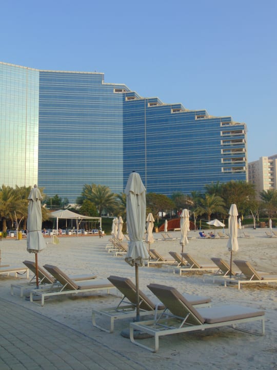 Strand The Art Hotel & Resort