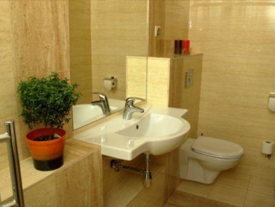 Łazienka w każdym pokoju. Hotel Nad Przełomem