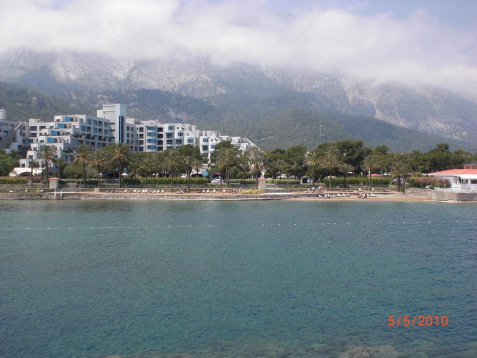 Außenansicht vom Hauptgebäude Rixos Sungate