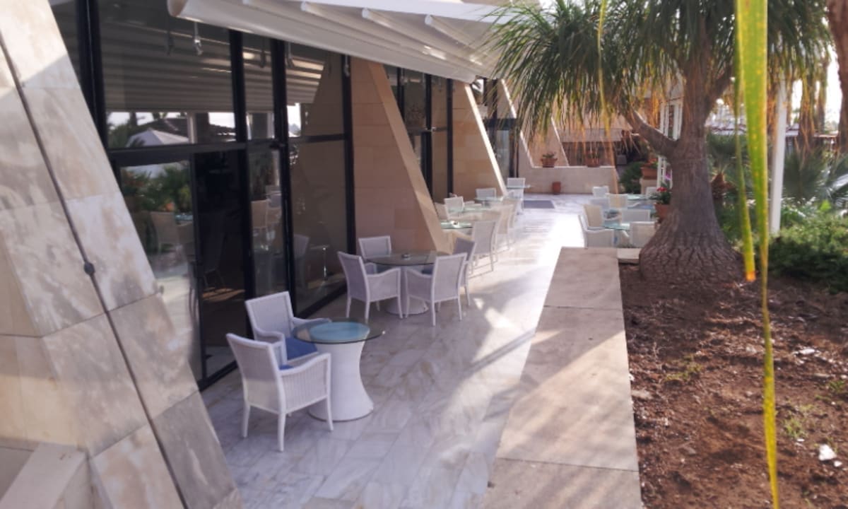 Gastro Palm Beach Hotel & Bungalows