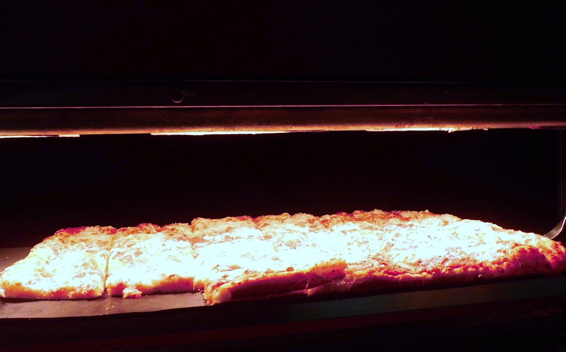 Leckere Pizza Omar Khayam Resort & Aquapark