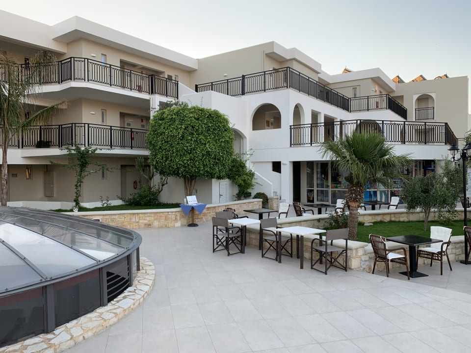 Gastro Vantaris Palace