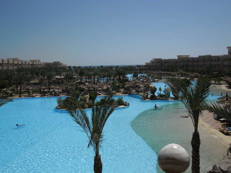 Herrlich dieser Pool Pickalbatros Palace Resort