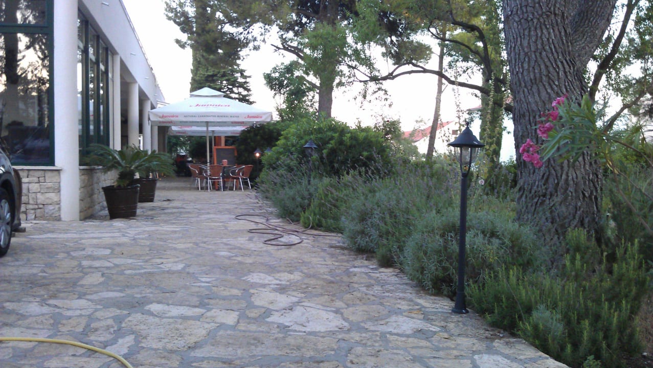 Blick in Restaurantbereich Pension Kleine Hexe
