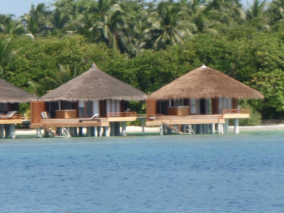 Die Wasserbungis Kuramathi Maldives