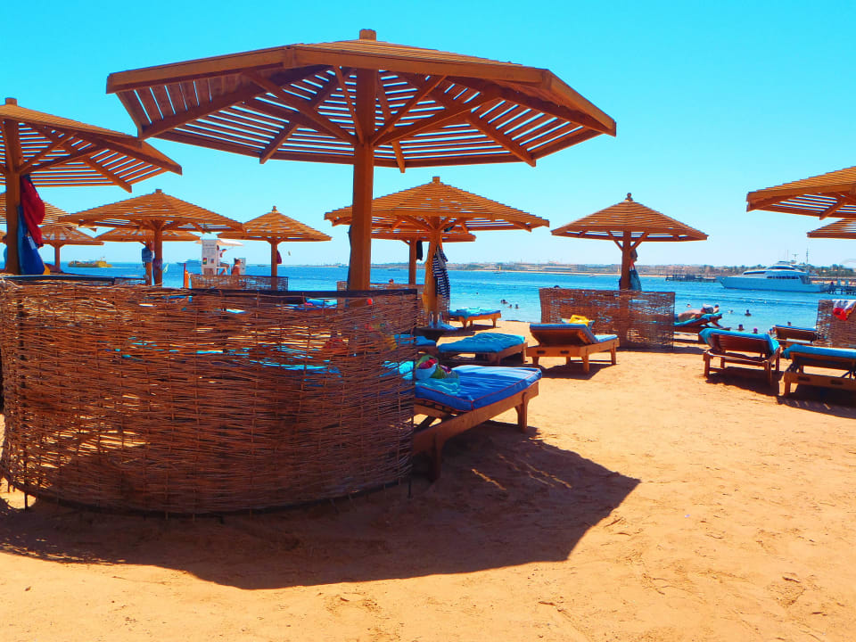 Pláž SUNRISE Royal Makadi Resort