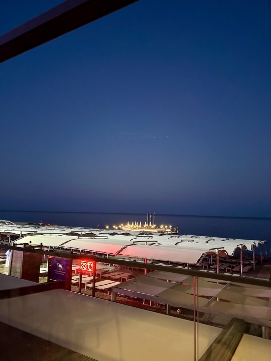 Strand Sailor's Beach Club