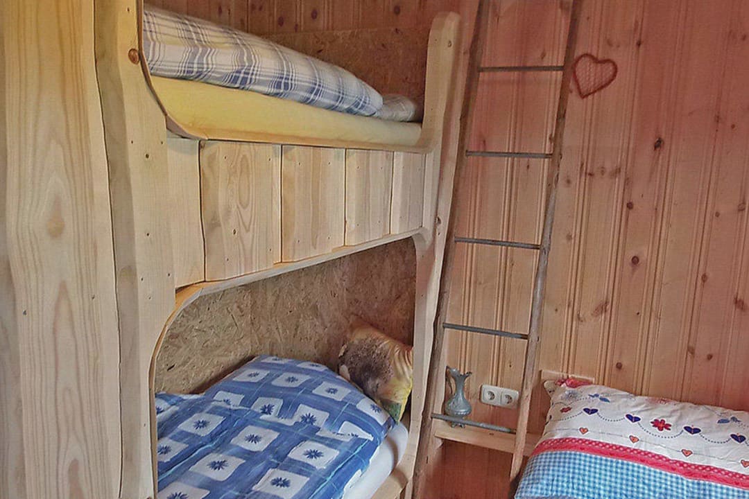 Schlafzimmer - Stockbett Ferienhütte Zedernschindl Hittn